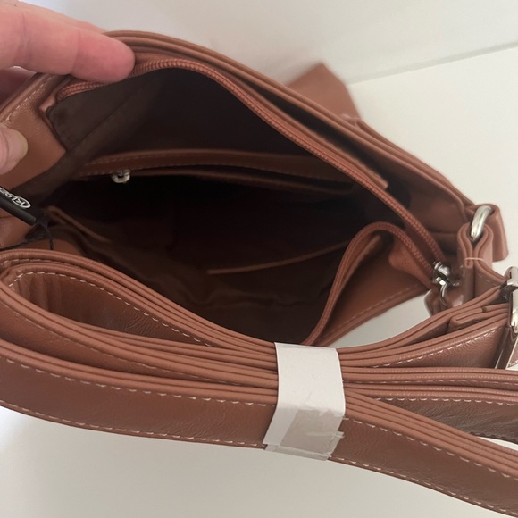 KL928 Crossbody Purse Handbag NWT Brown - Picture 5 of 8